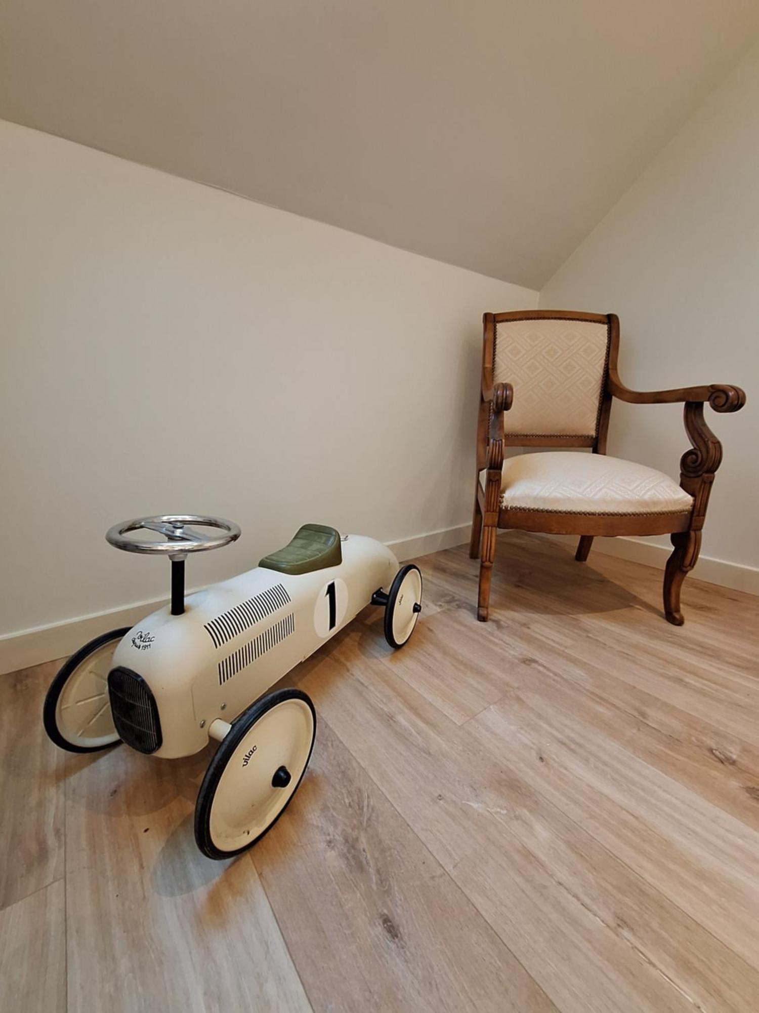 La Chambre Mademoiselle Causeuse Malville Luaran gambar